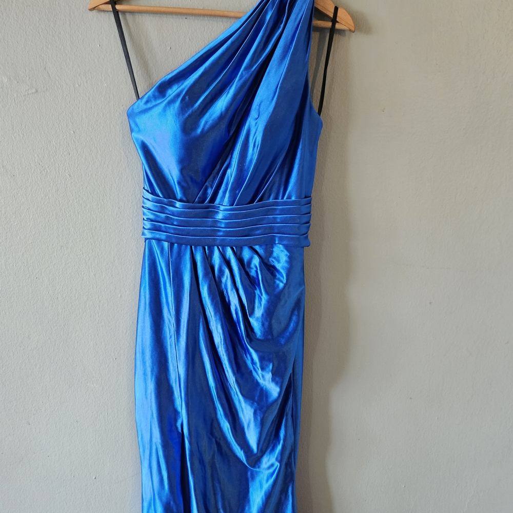 Elegant Blue One-Shoulder Dress